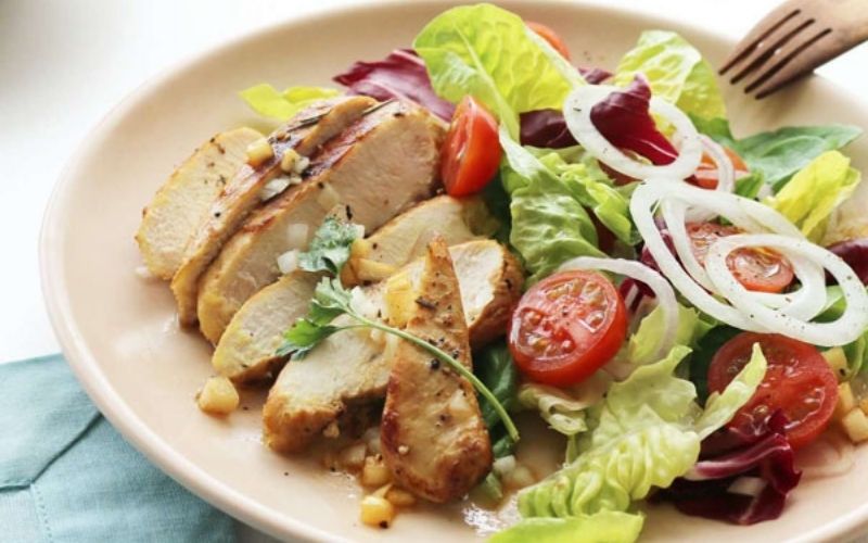 10 công thức chế biến salad ức gà ngon hết nấc cho người eat clean - Ảnh 4