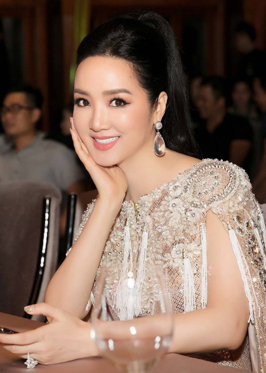 Hoa hậu Giáng My: Không dám thi Hoa hậu Việt Nam vì sợ bị hạ hạnh kiểm - Ảnh 3