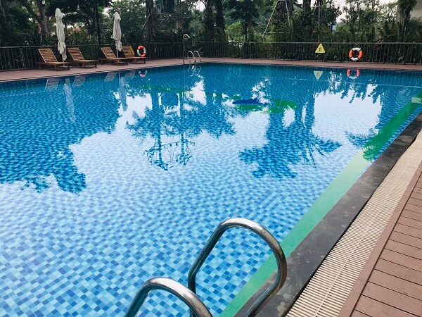 Quảng Ninh: Một phụ nữ tử vong thương tâm trong bể bơi của khách sạn  - Ảnh 1