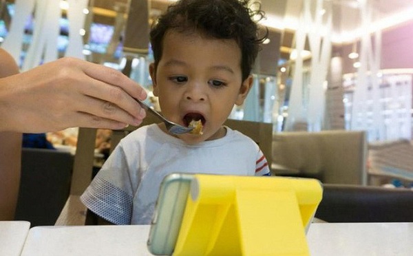 5 nguyên tắc trong ăn uống giúp trẻ khỏe mạnh, mau lớn, ít ốm vặt - Ảnh 3