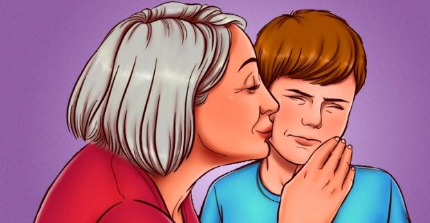 Vì sao cha mẹ không nên ép trẻ ôm hôn người lớn, kể cả họ hàng thân thiết? - Ảnh 1