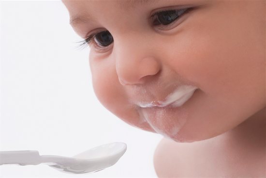 Công thức “làm sánh sữa” giúp giảm nôn trớ ở trẻ nhỏ mà rất nhiều mẹ chưa biết - Ảnh 2