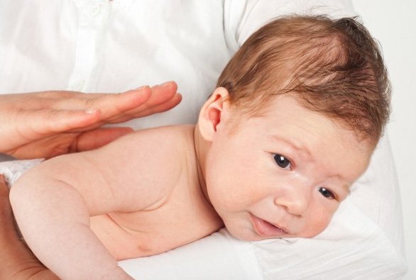Trẻ sơ sinh bị nghẹt mũi: Nguyên nhân và cách xử lý hiệu quả - Ảnh 4