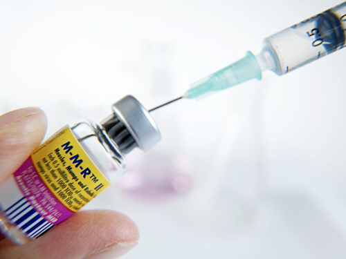 Tiêm vắcxin sởi vẫn có thể mắc bệnh - Ảnh 1