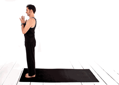 Hướng dẫn thực hiện động tác yoga đốt cháy mỡ bụng đơn giản
