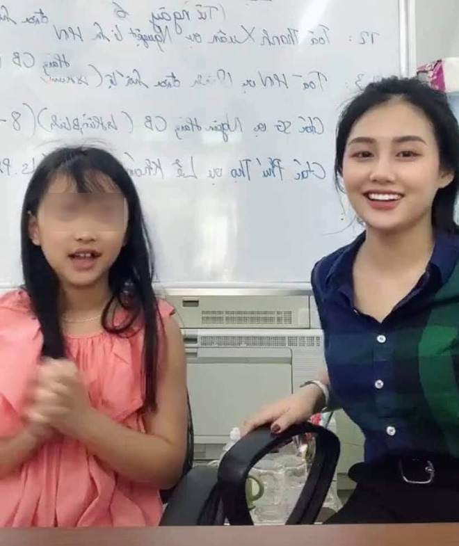 Nổi tiếng sau đoạn clip vui đùa cùng học sinh, 'cô giáo' xinh đẹp tiết lộ sự thật bất ngờ - Ảnh 2