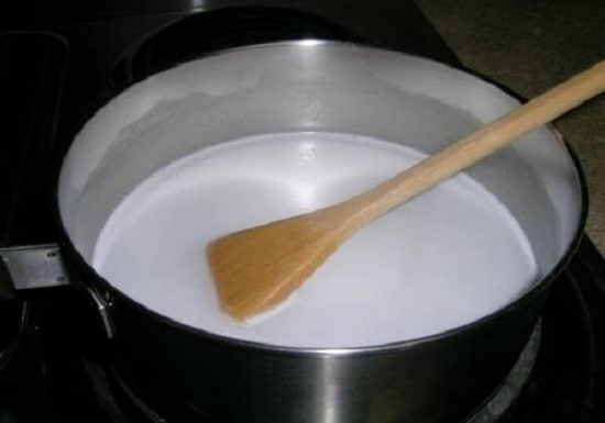 Cách làm bánh chuối hấp nước cốt dừa ngon chuẩn vị - Ảnh 9