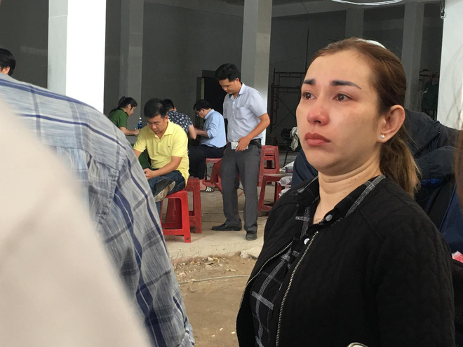 Vụ cháy chung cư Carina Sài Gòn: 3 người trong một gia đình chết cháy, người thân ngã quỵ nhận xác đem về quê mai táng - Ảnh 4
