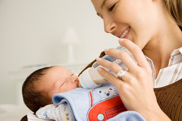 Trẻ sơ sinh bị sôi bụng: Những điều cần tránh và cách xử lý - Ảnh 3