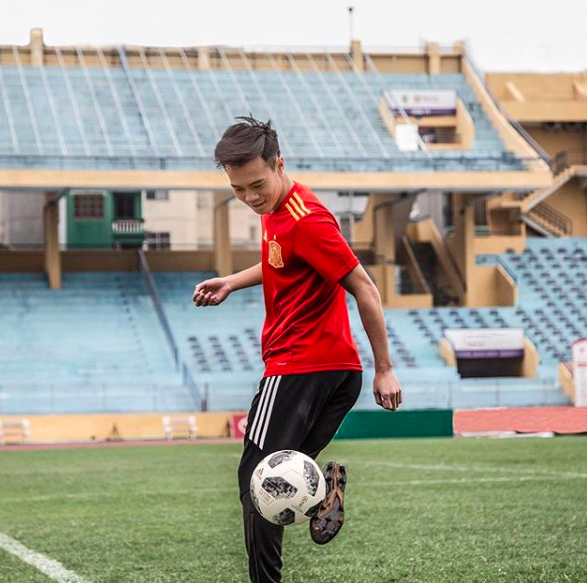 Nguyễn Văn Toàn - chàng cầu thủ vừa ghi bàn thắng lập nên kì tích cho đội tuyển Olympic Việt Nam tại ASIAD là ai? - Ảnh 9