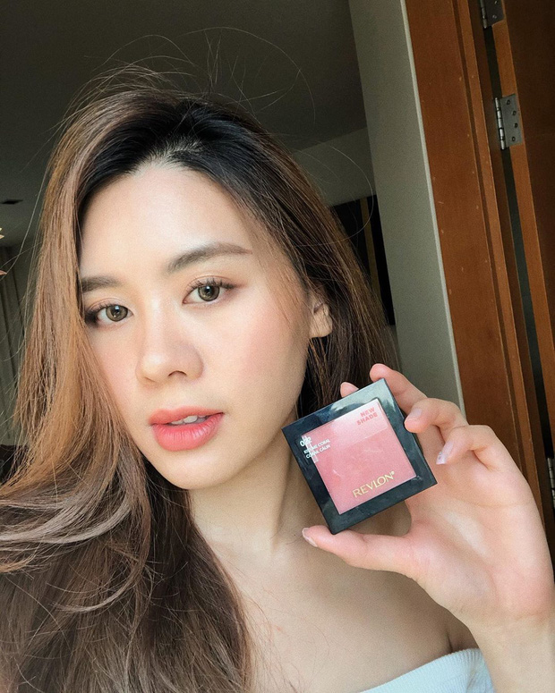 Cô bạn thân của Lisa ở Thái Lan: Nhan sắc đẹp chẳng kém idol, style đơn giản mà vẫn sexy 'hết nút' - Ảnh 4