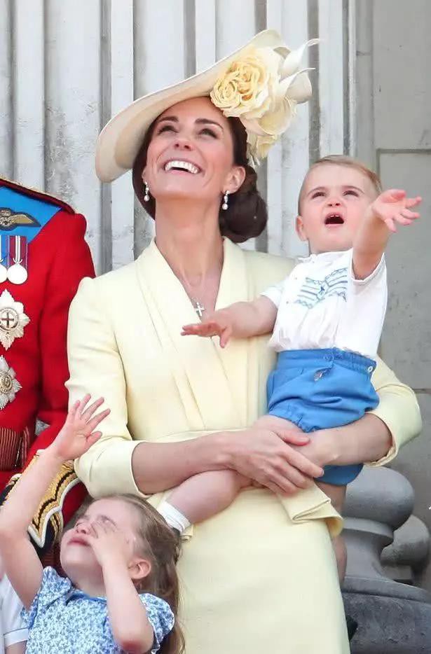 Hóa ra chìa khóa nuôi dạy con của Công nương Kate Middleton bắt nguồn từ chính thời thơ ấu của cô - Ảnh 7