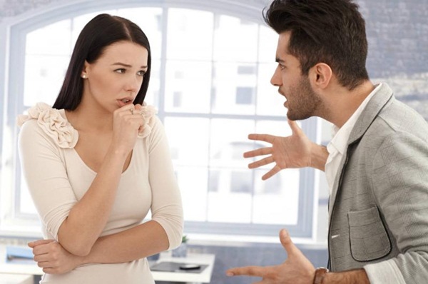Trong đời sống hôn nhân, khó tránh được phải đối mặt với vấn đề vợ chồng cãi nhau