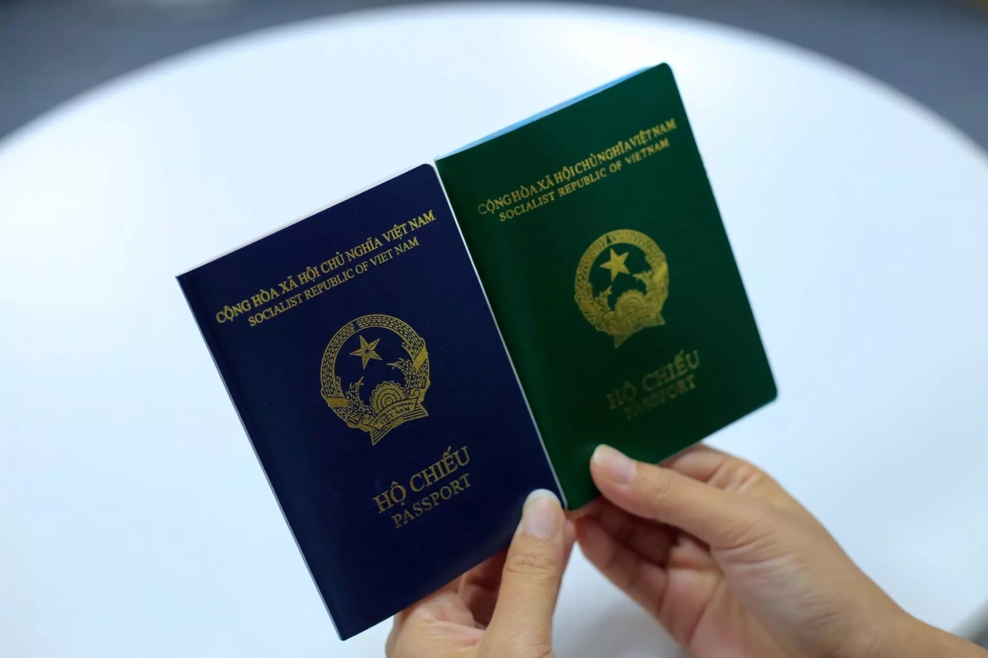 Phần Lan tạm ngưng công nhận hộ chiếu mẫu mới của Việt Nam - Ảnh 1
