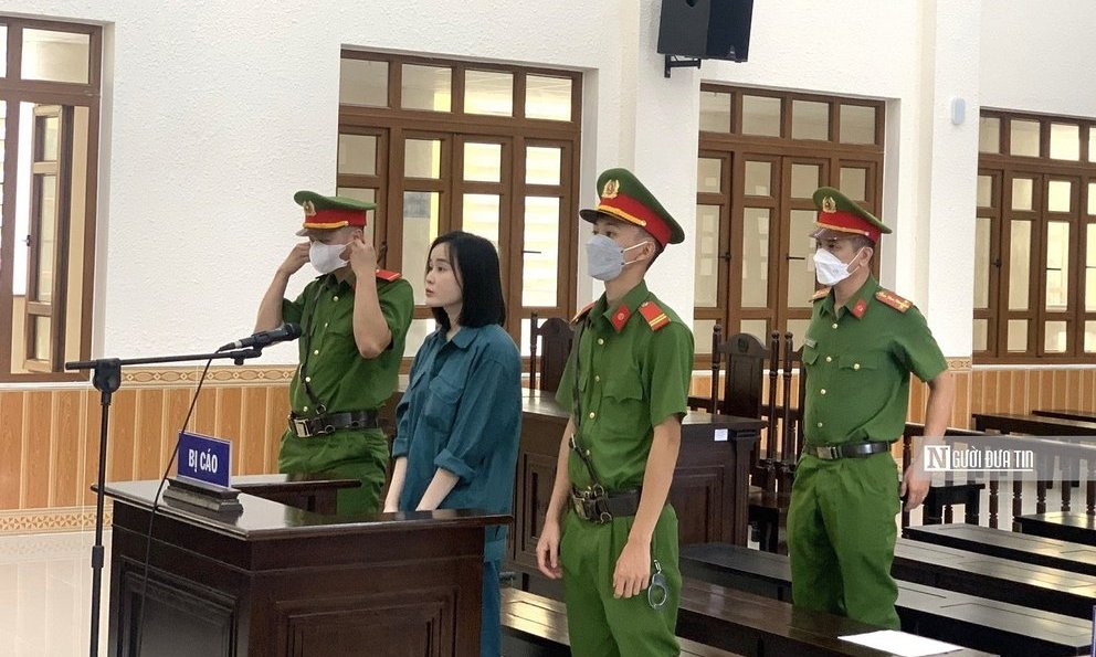 Lý do tạm hoãn phiên tòa xét xử hot girl 'lừa đảo thế kỷ' Tina Dương - Ảnh 1