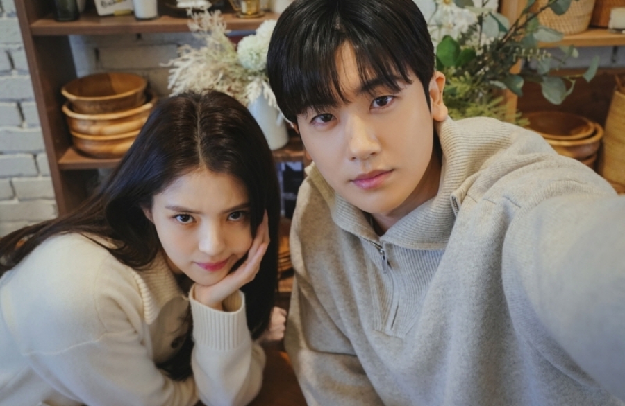 Park Huyng Sik và Han So Hee tung ảnh tự sướng như một cặp tình nhân thật sự, netizen xôn xao: liệu có xuất hiện thêm một đôi 'phim giả tình thật'? - Ảnh 3