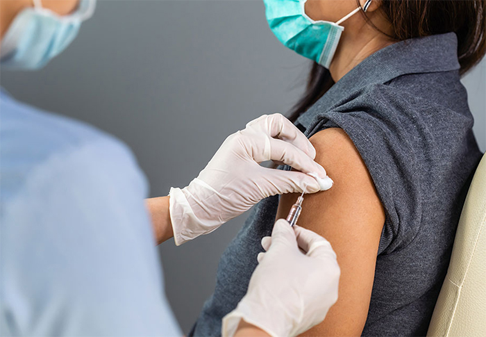 Phát hiện mới: F0 tiêm 2 mũi vắc xin có thể chống lại Covid-19 đến 91%, kéo dài hơn 15 tháng - Ảnh 1