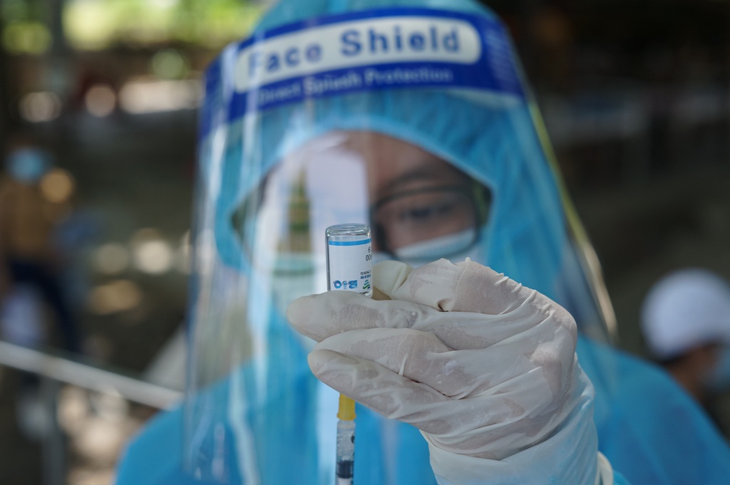 Chính phủ mua 20 triệu liều vaccine Vero Cell của Sinopharm Trung Quốc - Ảnh 2