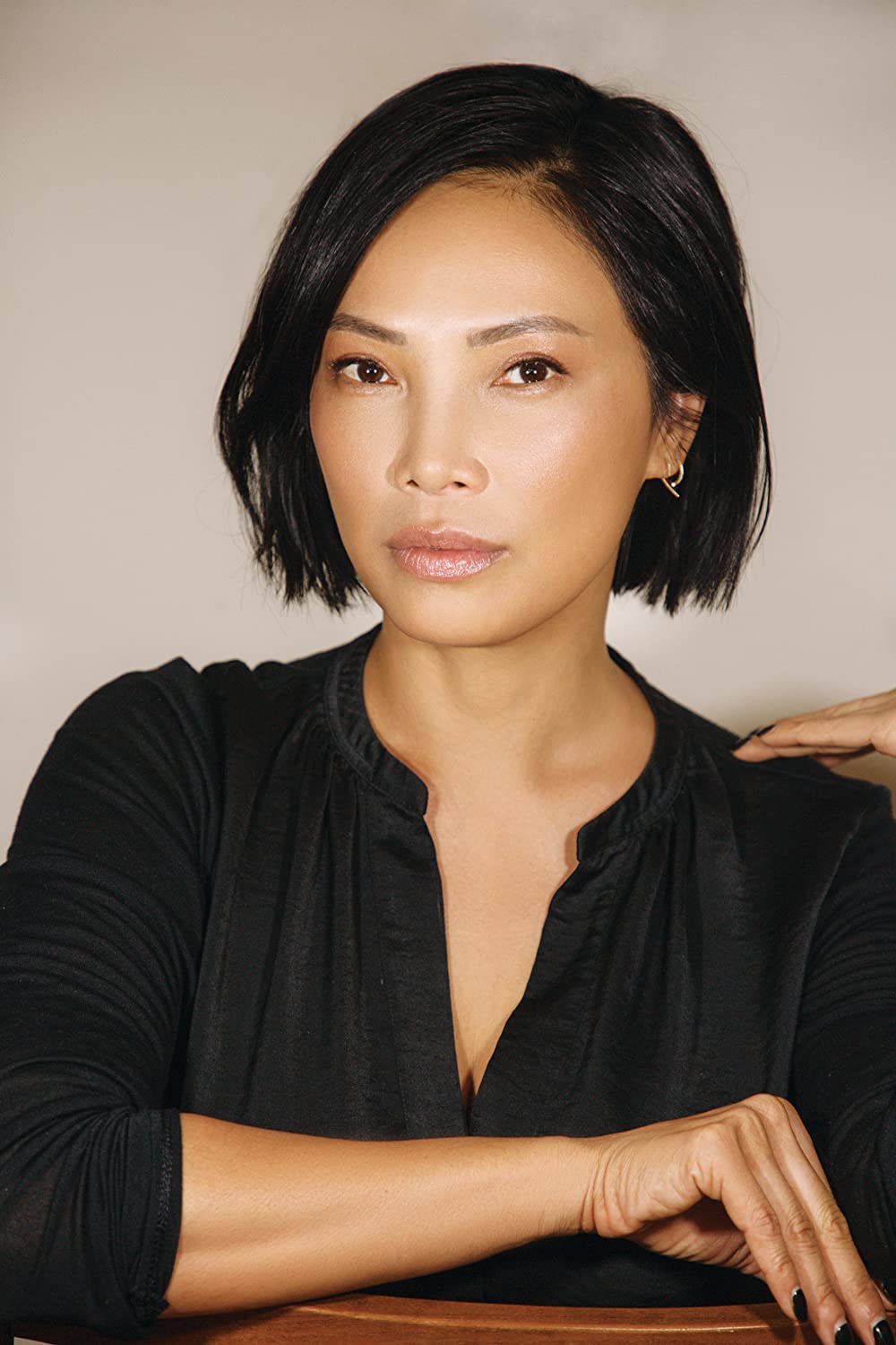 Siêu mẫu gốc Việt từng là bạn diễn của Chương Tử Di: Từ cô bé tự ti đến nàng mẫu tỏa sáng rực rỡ tại show Chanel - Ảnh 9