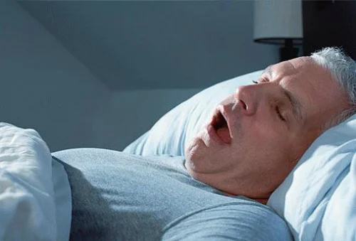 5 biểu hiện khi ngủ chứng tỏ cơ thể đang nguy hiểm, cần đi khám ngay kẻo hối hận - Ảnh 2