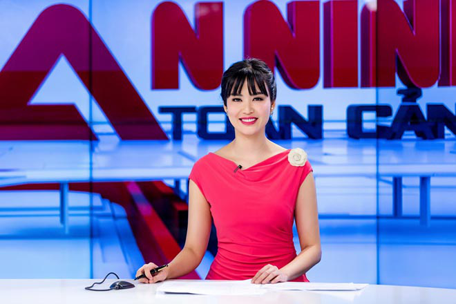 Sắc vóc tuổi 44 của cựu Hoa hậu Việt Nam có vòng eo hấp dẫn nhất - Ảnh 4