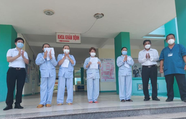 4 bệnh nhân Covid-19 đầu tiên của Đà Nẵng được công bố khỏi bệnh - Ảnh 1