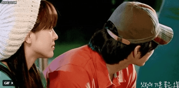 Loạt khoảnh khắc ngọt ngào giữa Song Hye Kyo - Hyun Bin sau 10 năm xem lại vẫn mê mẩn - Ảnh 2