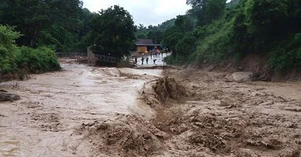 Cảnh báo lũ quét, sạt lở đất và ngập úng tại các tỉnh Thanh Hóa, Nghệ An, Hà Tĩnh - Ảnh 1