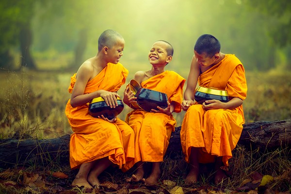 Phật dạy: Yêu mà làm cho nhau đau khổ thì không phải tình yêu đích thực - Ảnh 2
