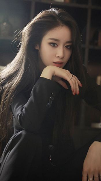 Hậu công khai chuyện tình cảm, Jiyeon (T-ara) xuất hiện với nhan sắc ngày càng lên hương, vẻ đẹp tựa ‘búp bê sống’ thu hút sự chú ý - Ảnh 4