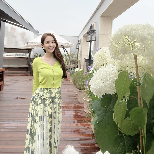 Học Park Min Young 3 set đồ chuẩn đẹp mùa thu cực dễ mua dễ mặc - Ảnh 4
