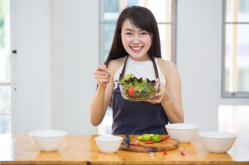 4 chất dinh dưỡng quan trọng mà người ăn chay dễ bị thiếu hụt, bổ sung ngay để phòng tránh bệnh - Ảnh 1