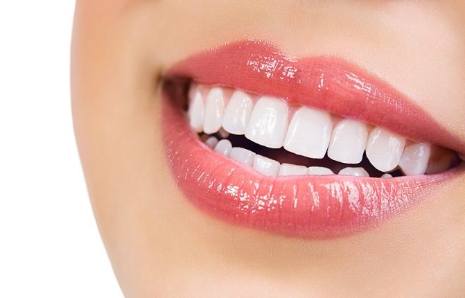 Những lựa chọn thực phẩm hàng đầu để giữ cho răng của bạn trắng sáng - Ảnh 1