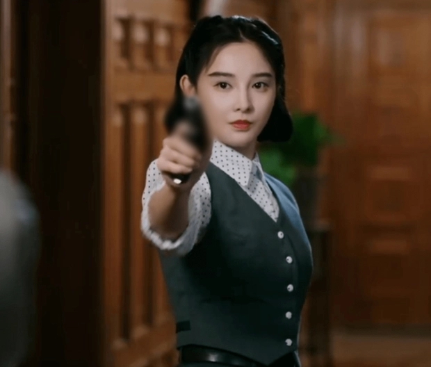 'Mỹ nữ hồng y' Bành Tiểu Nhiễm thoát khỏi cái bóng Đông Cung, tạo hình phim mới khiến netizen ngỡ ngàng - Ảnh 5