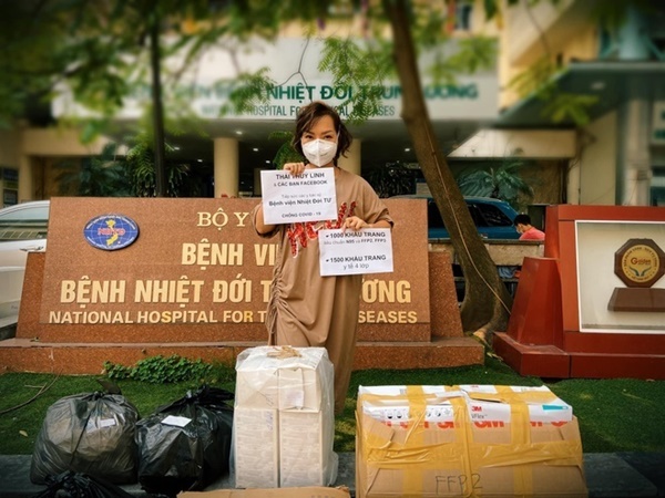 Sao Việt chung tay ủng hộ Đà Nẵng chống dịch COVID-19 - Ảnh 2