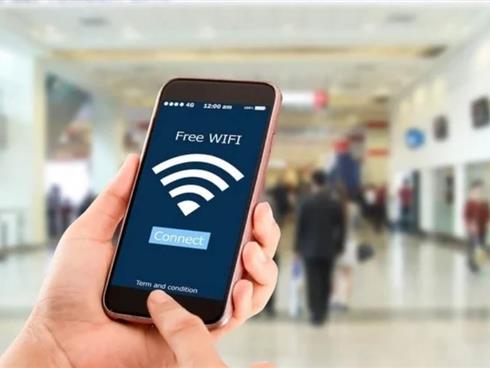 Mất dữ liệu điện thoại vì cố dùng Wi-Fi "chùa" khi đi nghỉ lễ