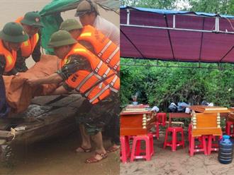 Nghẹn lòng hình ảnh 'người đầu bạc tiễn kẻ đầu xanh' trong vụ 3 học sinh đuối nước trên sông Lam