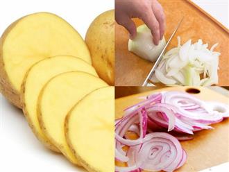 Đầu bếp nhà hàng 5 sao tiết lộ: Chỉ với 2 lát khoai tây, bạn sẽ không còn phải rơi nước mắt khi cắt hành