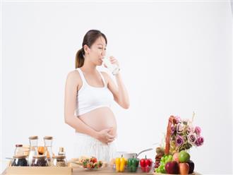 Bà bầu nên uống nước gì để tốt cho sức khỏe và thai nhi?