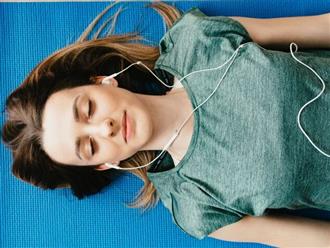 Bật mí những loại âm thanh có thể giúp bạn chìm vào giấc ngủ nhanh hơn