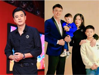 Vợ chồng MC Tuấn Tú sau nhiều năm hiếm muộn: Hạnh phúc bên 2 con trai, sự nghiệp cũng ngày càng thăng hoa