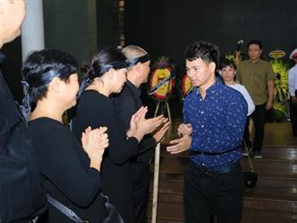 Xuân Bắc, Trọng Trinh, Quốc Khánh cùng đông đảo nghệ sĩ tới tiễn đưa NSƯT Hoàng Yến "Của Để Dành"