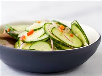 Chỉ mất 10 phút bạn có thể làm được món salad dưa chuột giòn ngon xuất sắc