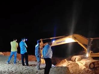 Sập mỏ titan ở Bình Thuận: 1 công nhân chết, 3 người còn lại vẫn chưa tìm thấy