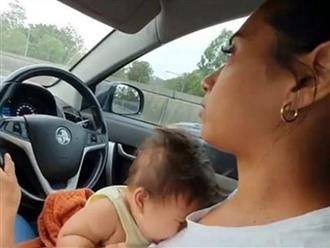 Mẹ trẻ vừa lái xe vừa cho con bú: Dân mạng bình luận trái chiều