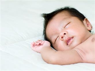 Trẻ 4 – 5 tháng tuổi có thói quen tỉnh giấc nửa đêm, mẹ thông thái lưu ý 6 điều này