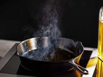 Cảnh báo: 5 thói quen nấu nướng hàng ngày gây ung thư 