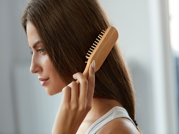 Những biện pháp đơn giản giúp ngăn ngừa tóc hư tổn vào mùa đông - Ảnh 1