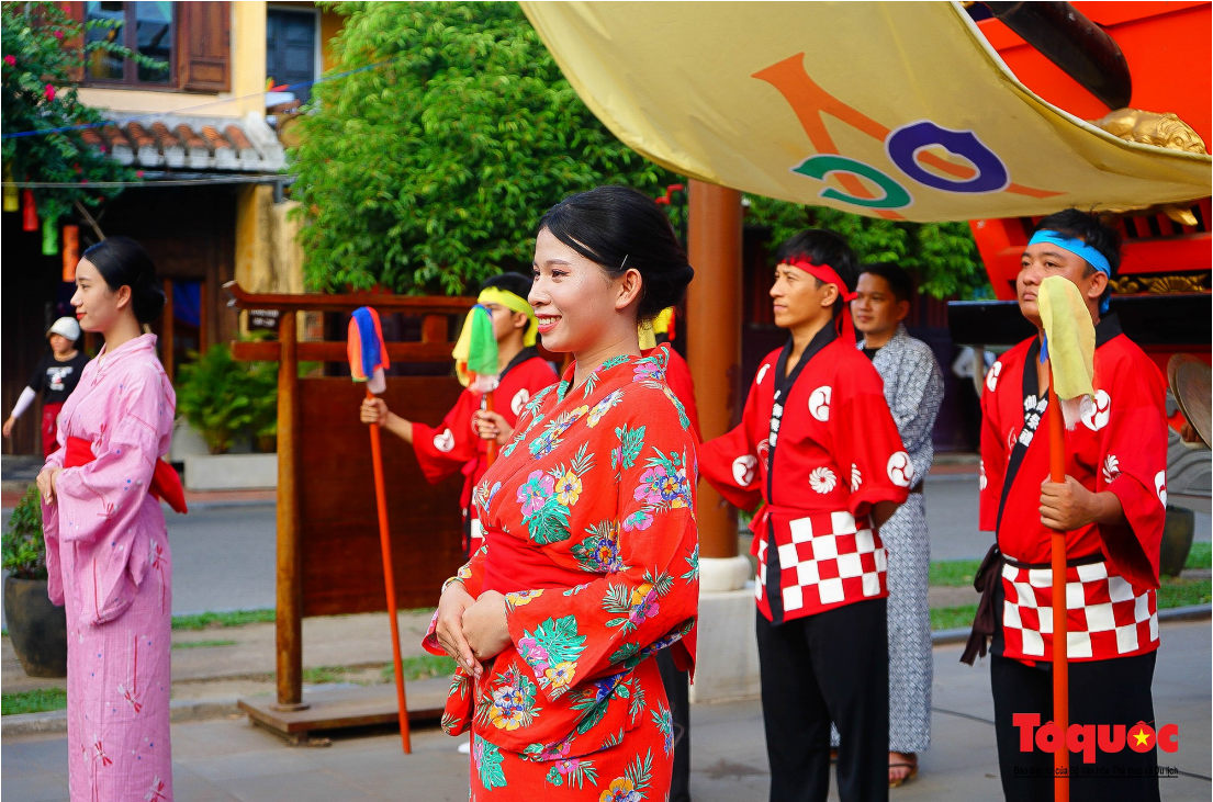 Hình ảnh tái hiện đám cưới Công Nữ Ngọc Hoa với thương nhân Nhật Bản tại khu phố cổ Hội An - Ảnh 8