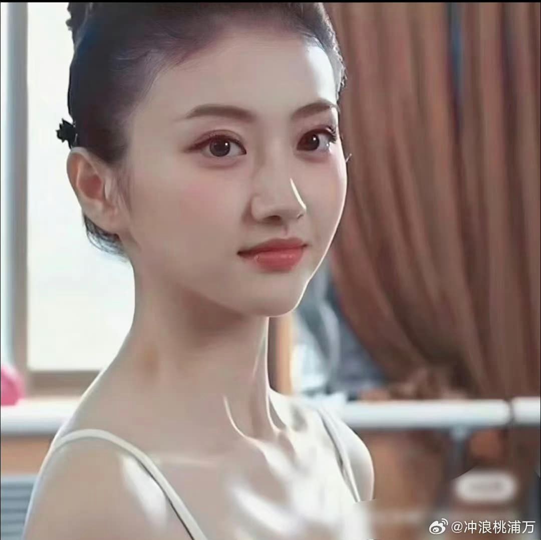 Loạt ảnh cũ chứng minh danh xưng 'đệ nhất mỹ nữ Bắc Kinh' của Cảnh Điềm, đến cả cảnh khóc cũng 'khuynh thành'  - Ảnh 4